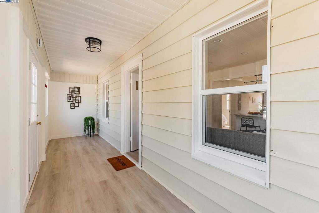 Oakland, CA 94619,2720 Short St