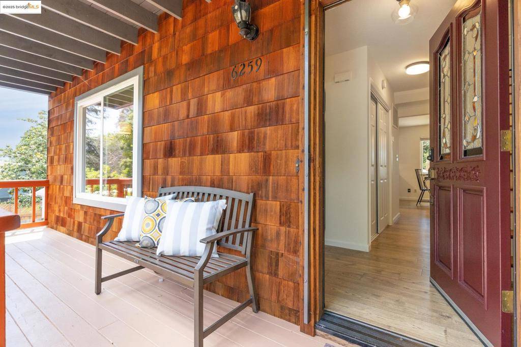 Oakland, CA 94605,6259 Leona St