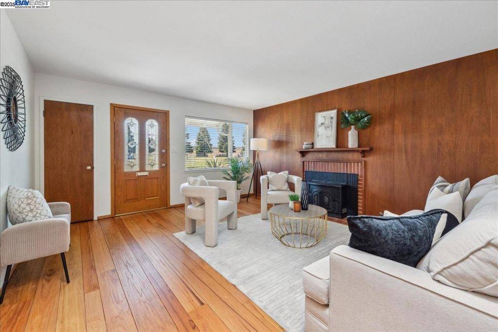 Hayward, CA 94544,26804 Eldridge Ave