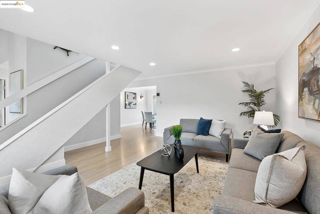 Walnut Creek, CA 94598,275 La Quinta Ct