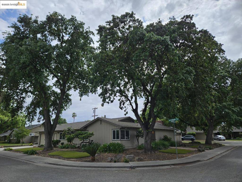 Stockton, CA 95207,1810 Mcdowell WAY