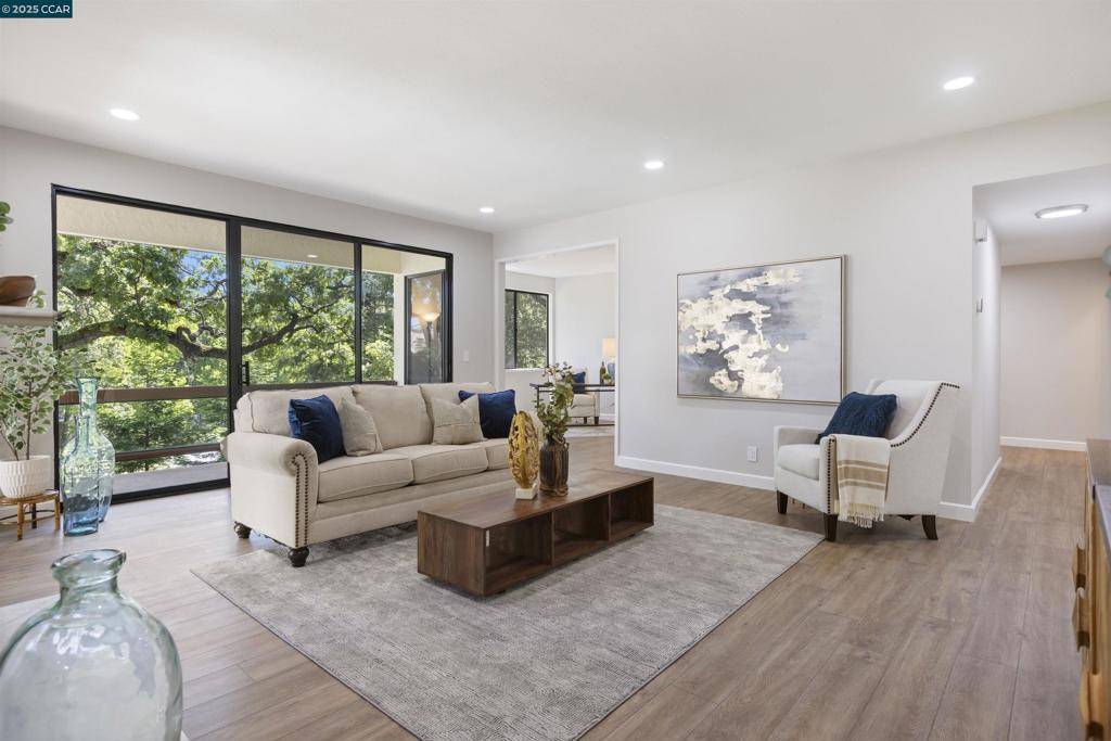 Walnut Creek, CA 94595,1285 Avenida Sevilla #1A