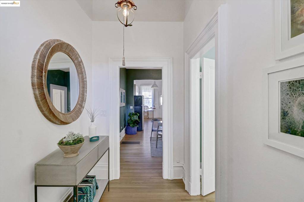 Oakland, CA 94609,756 29Th St
