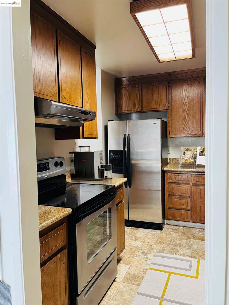 Walnut Creek, CA 94597,1898 cannon dr