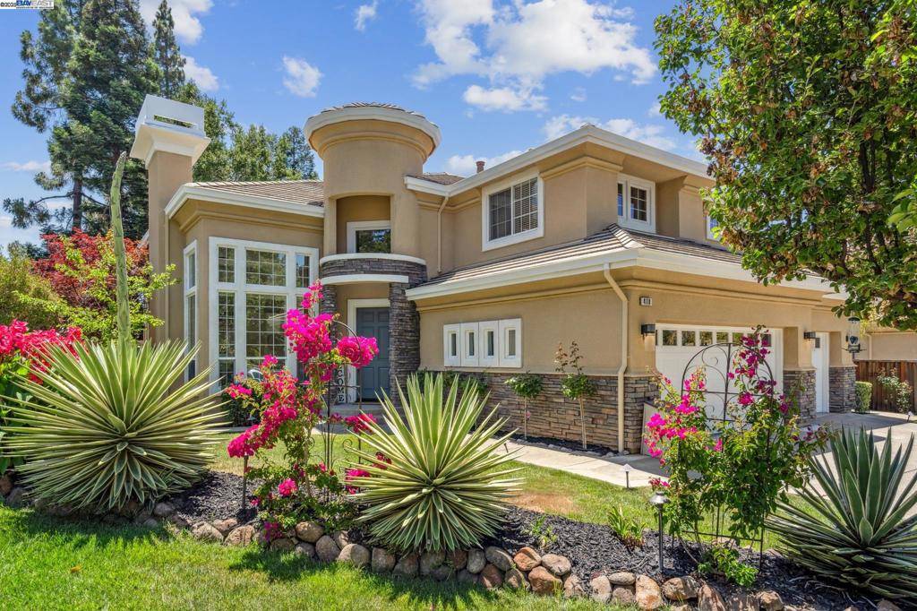 Walnut Creek, CA 94598,418 Golf Ct