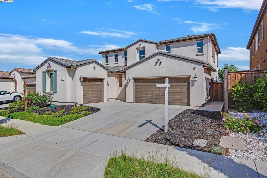 Tracy, CA 95377,2222 Davie Pl