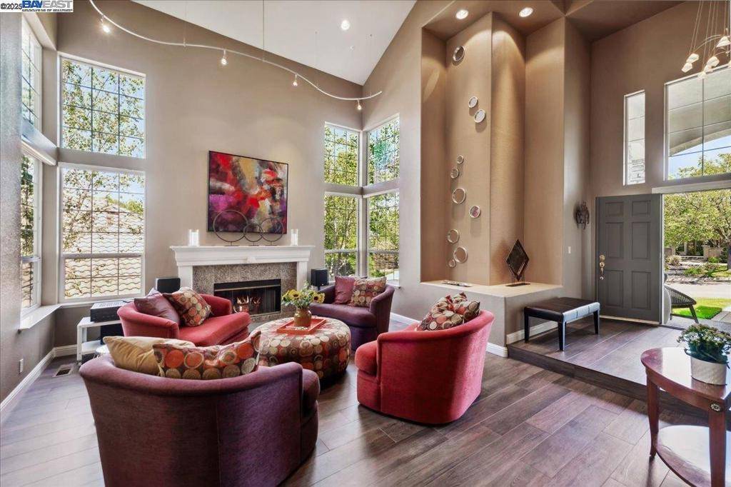 Pleasanton, CA 94566,3761 SMALLWOOD COURT