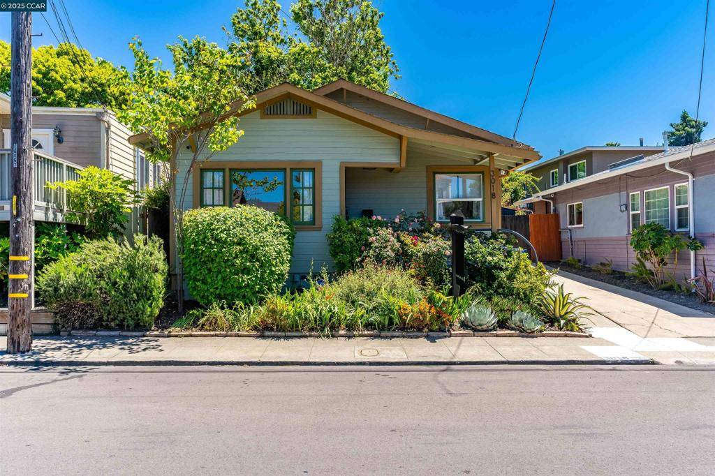 Oakland, CA 94619,3018 Courtland Ave
