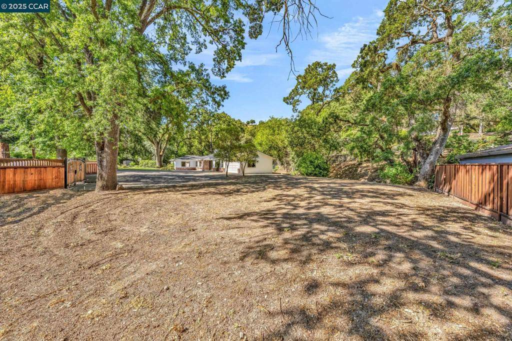 Walnut Creek, CA 94595,205 Castle Hill Ranch Rd