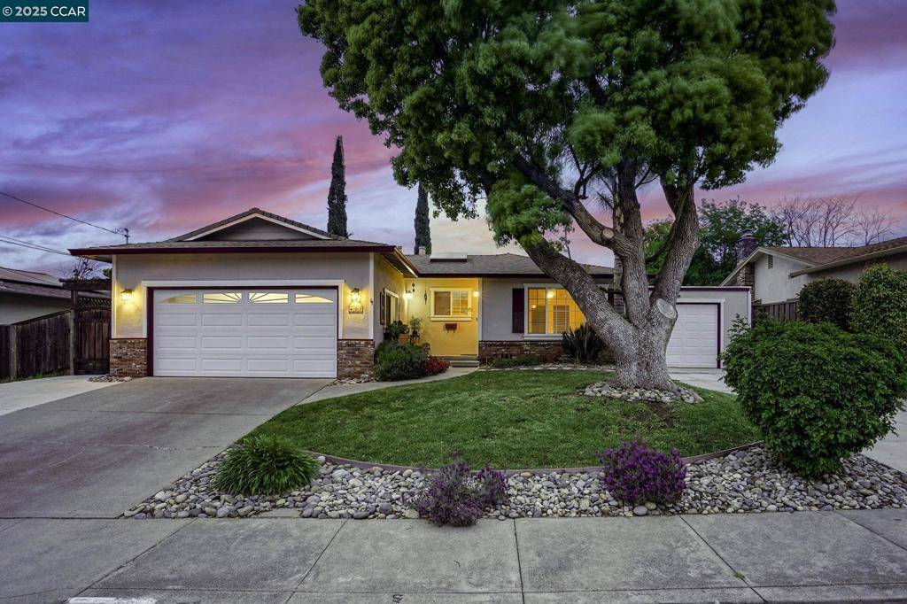 Martinez, CA 94553,427 Dale Rd