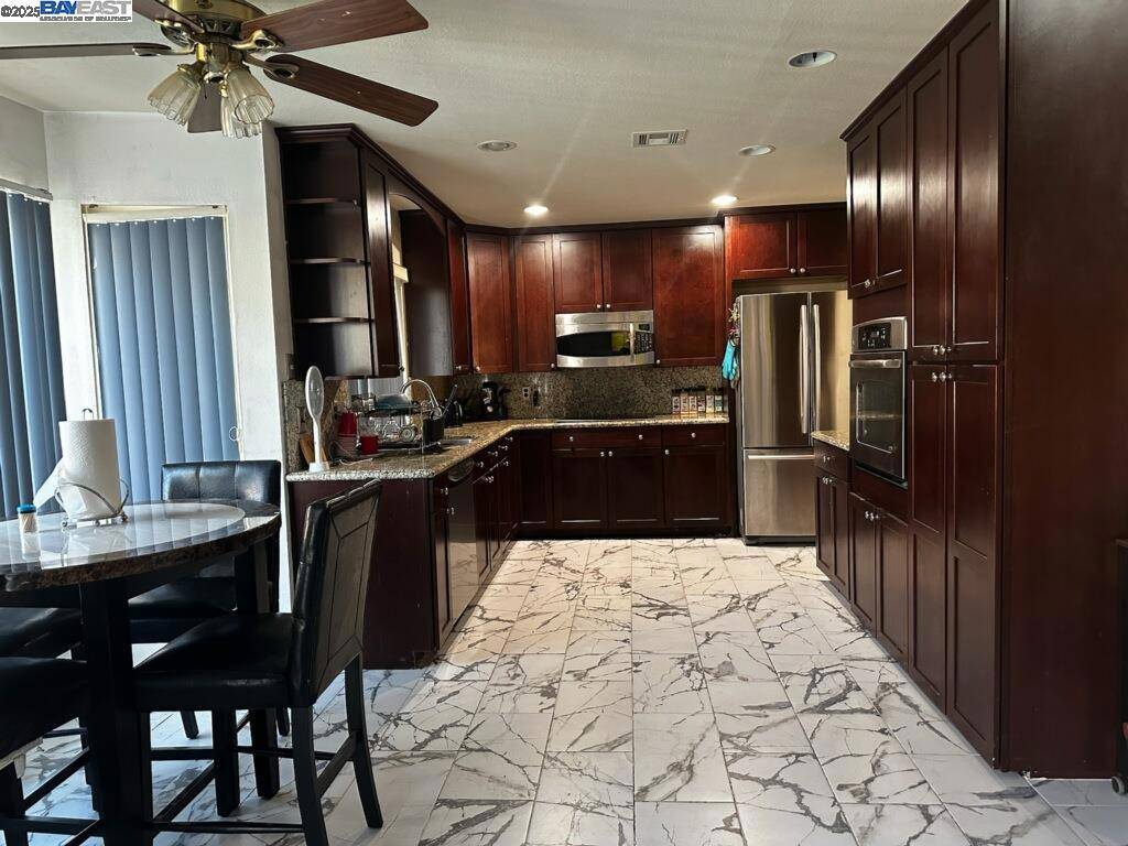Stockton, CA 95209-1365,1625 Laramie Way