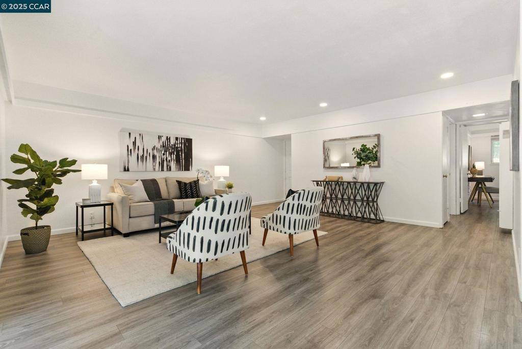 Orinda, CA 94563,67 Brookwood Rd #10