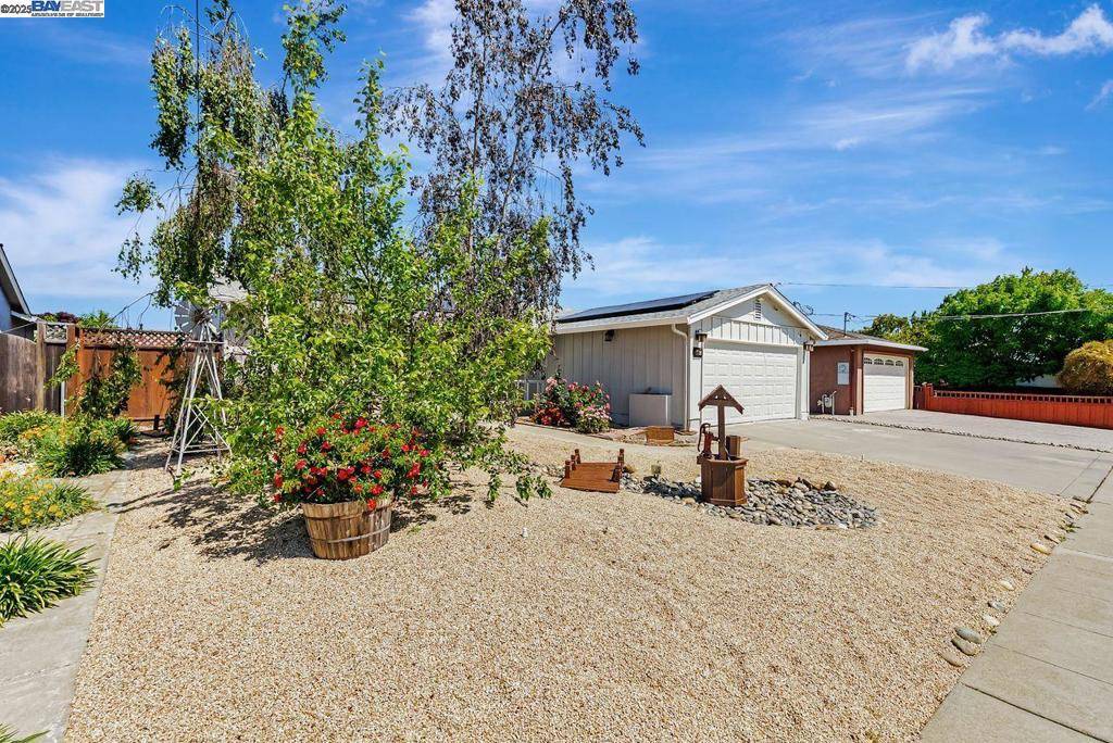 Newark, CA 94560,5461 Lafayette Ave