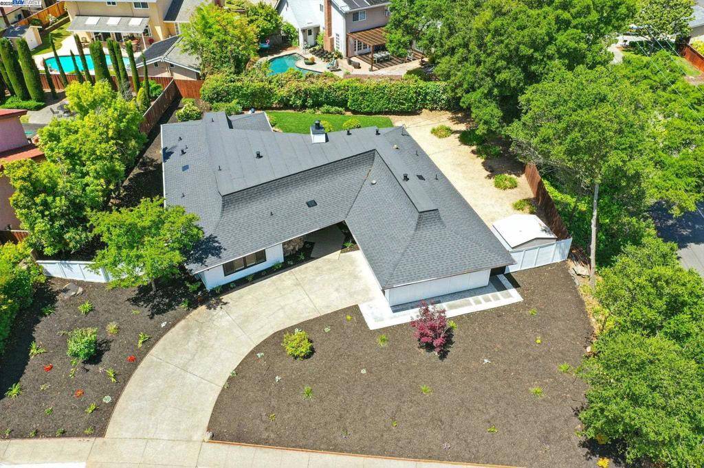 Novato, CA 94949,100 Country Club Dr