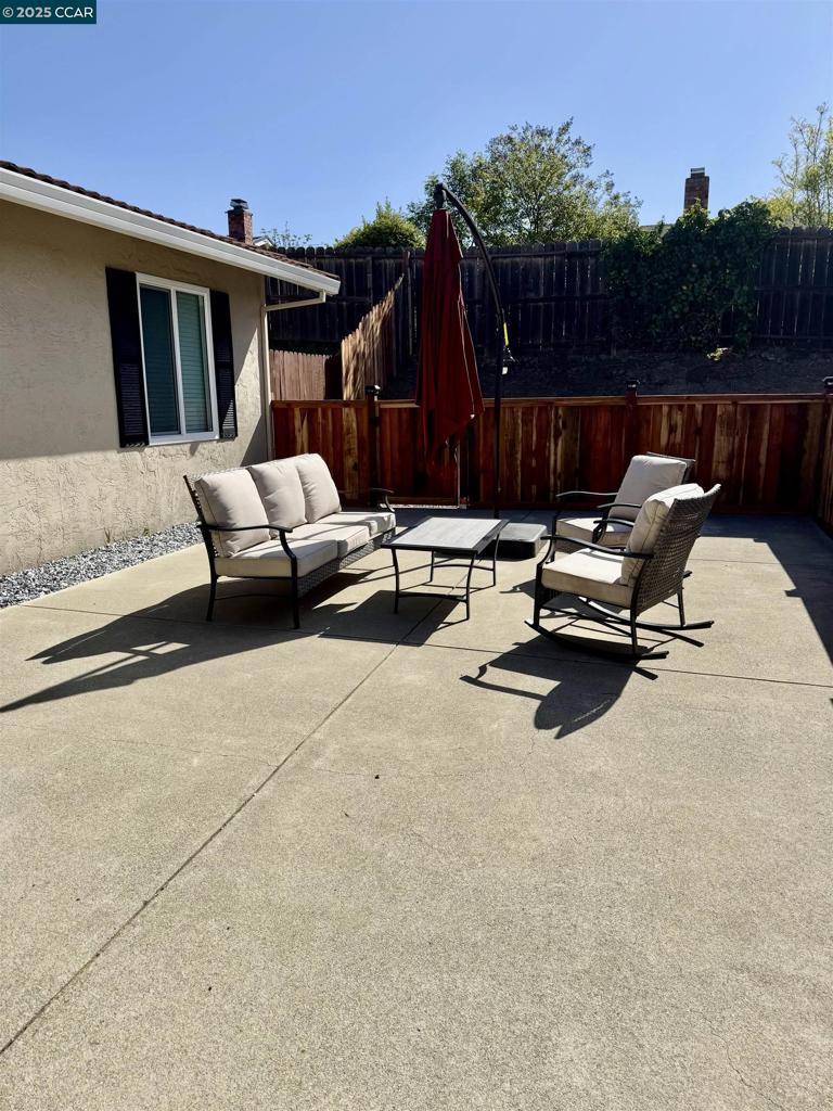Martinez, CA 94553,124 Fuschia Ct