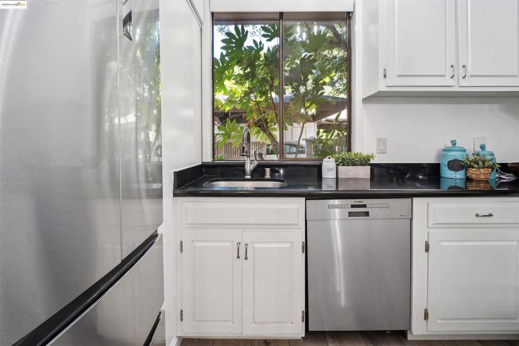 Lafayette, CA 94549,917 Hough Ave #2
