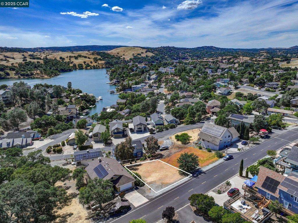 Copperopolis, CA 95228,584 Poker Flat Rd
