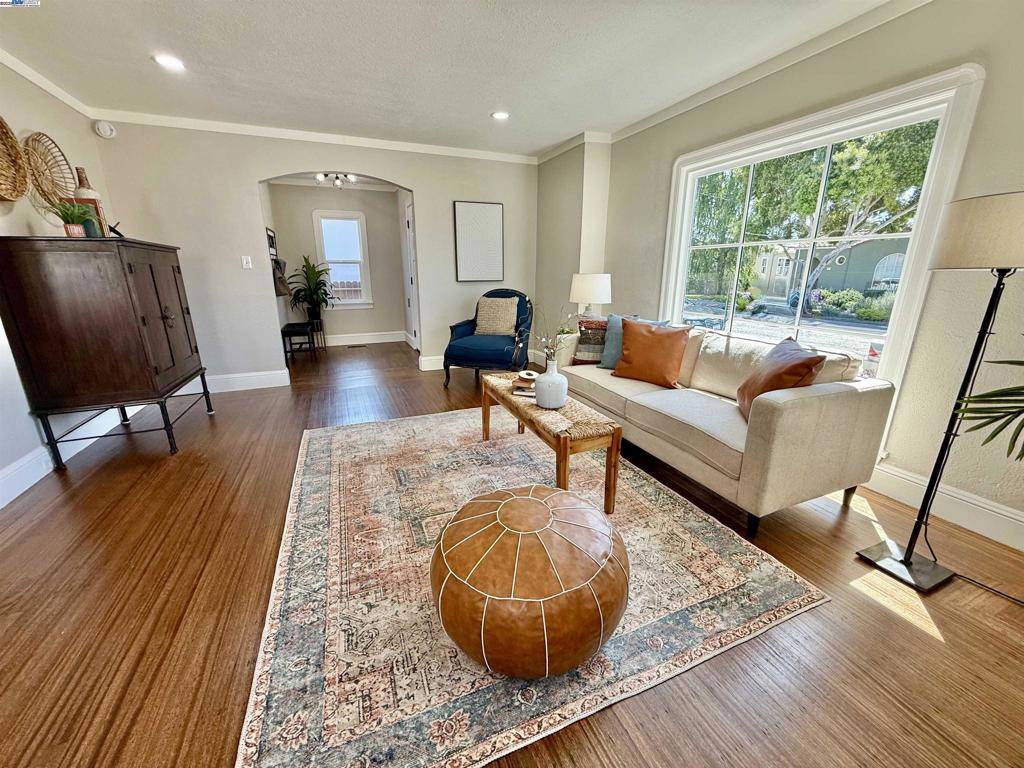 San Leandro, CA 94577,214 Peralta Ave