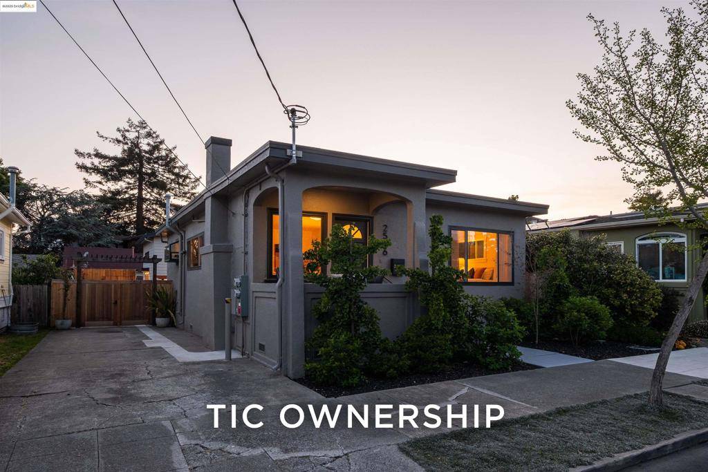 Berkeley, CA 94702,2516 Mathews St