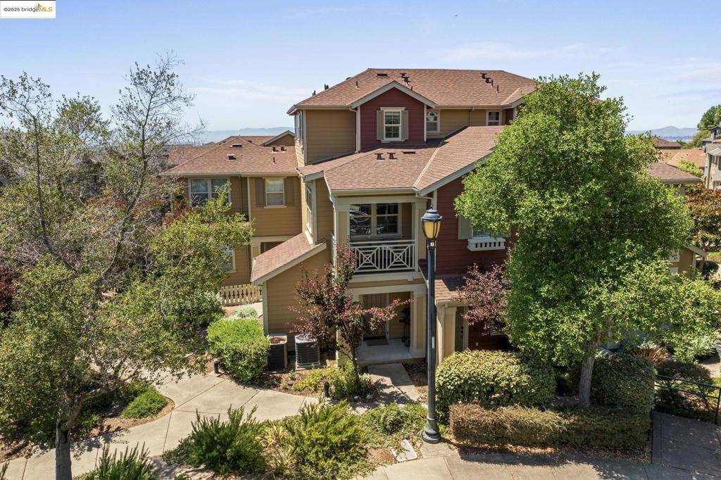 Oakland, CA 94605,6132 Old Quarry Loop