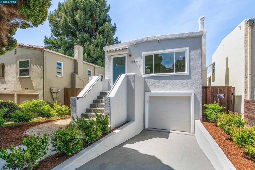 Albany, CA 94706,1054 Masonic Ave.