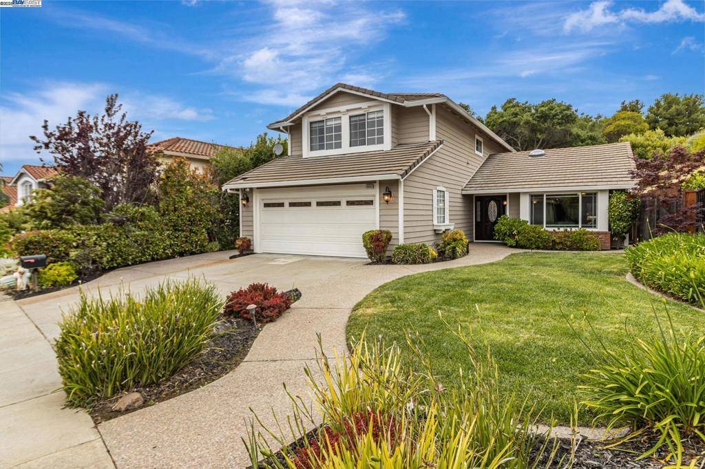 Castro Valley, CA 94552,19052 Mount Lassen Drive