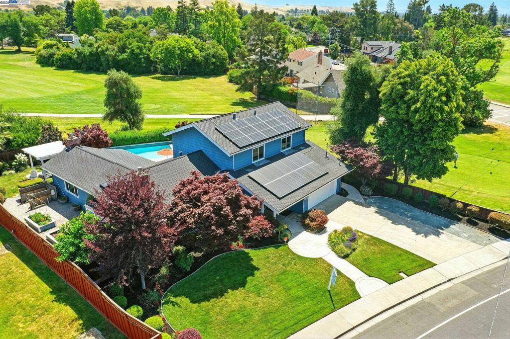 San Ramon, CA 94583,9658 Broadmoor Dr