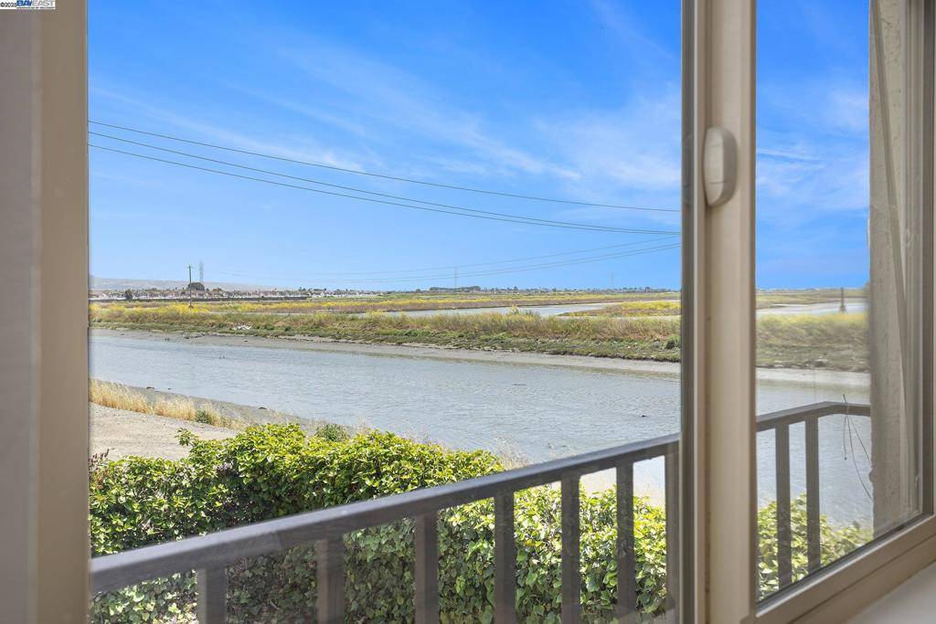 San Leandro, CA 94577,14725 Doolittle Dr