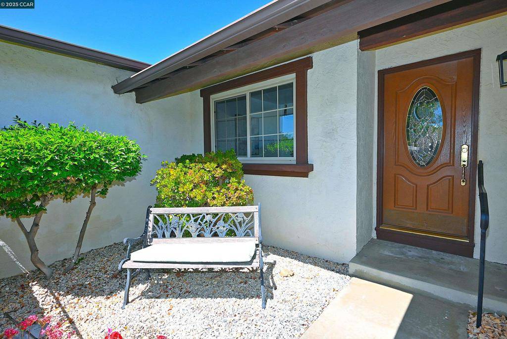 Martinez, CA 94553,1524 Martindale Dr