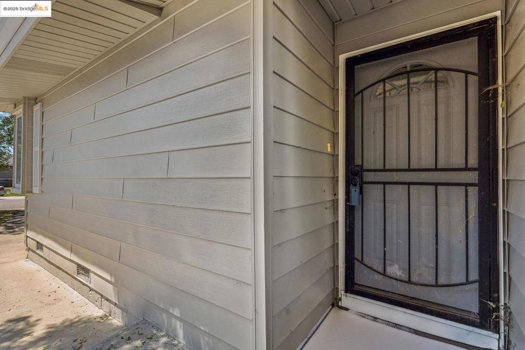 Sacramento, CA 95823,6419 Dallas WAY