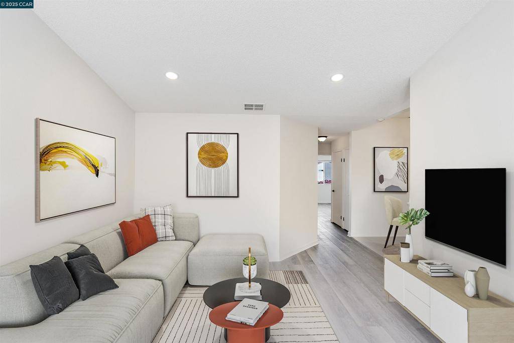 Union City, CA 94587,3058 Flint St #40