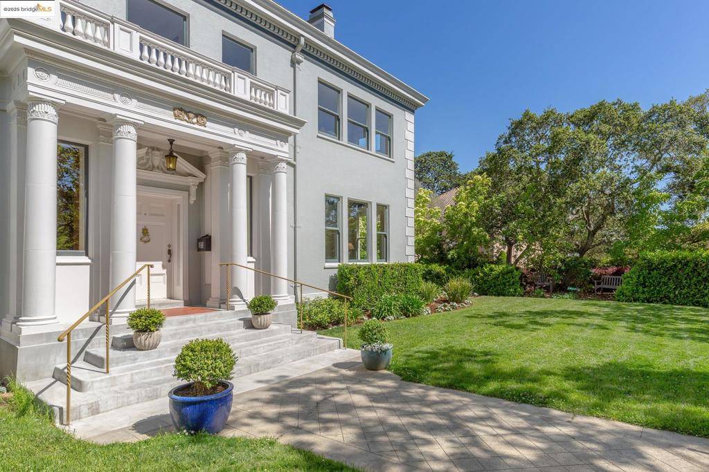 Piedmont, CA 94611-0000,22 Sea View Ave