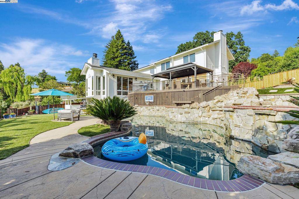 Danville, CA 94526,324 Merrilee Place