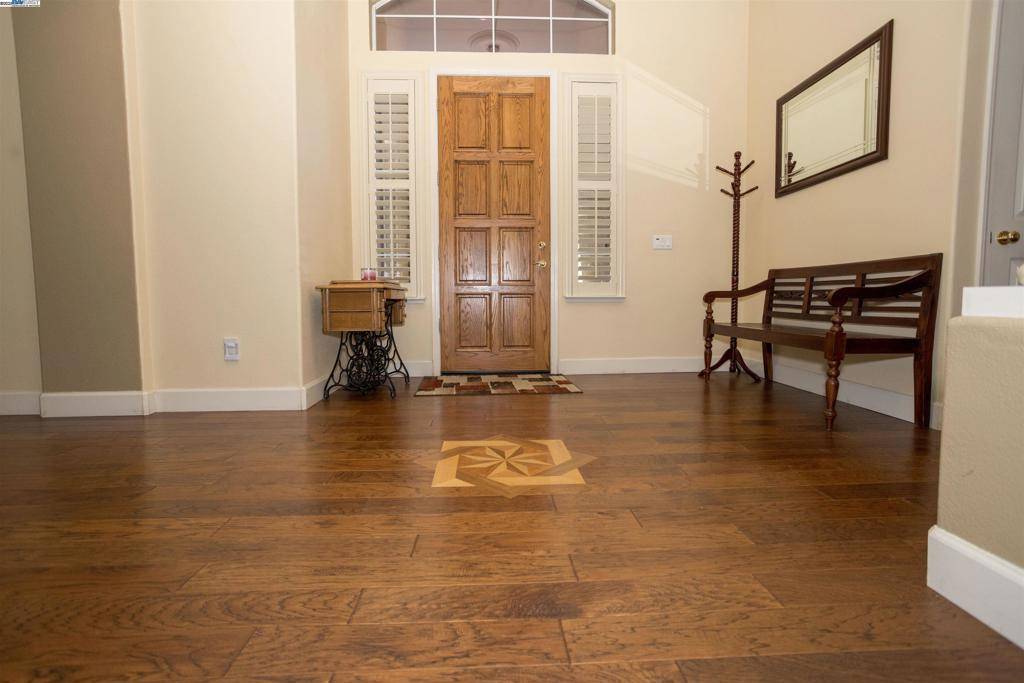 Sacramento, CA 95835,5090 Archcrest Way