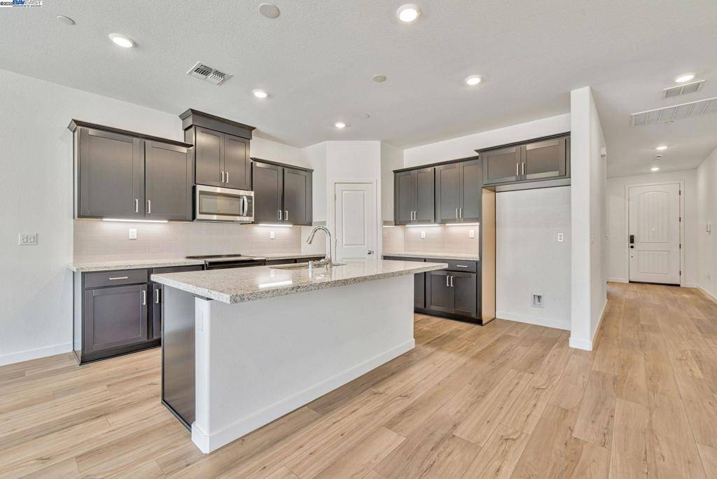 Discovery Bay, CA 94505,359 Astilbe Street