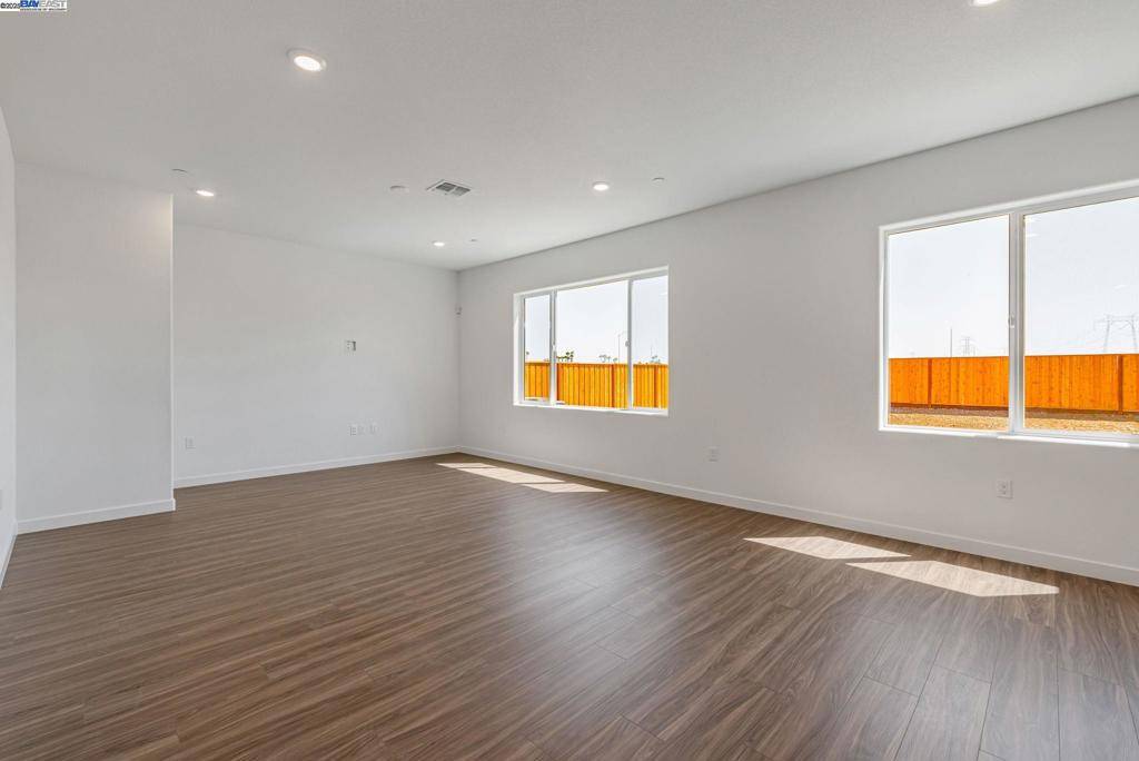 Discovery Bay, CA 94505,358 Astilbe Street