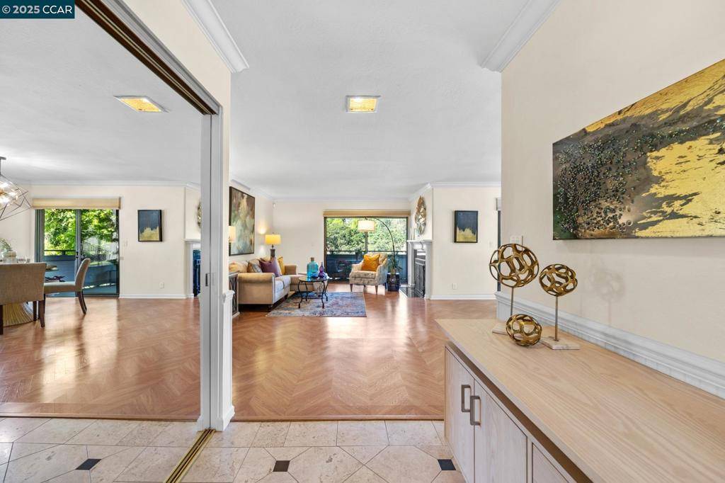 Walnut Creek, CA 94595,3282 Rossmoor Pkwy #4