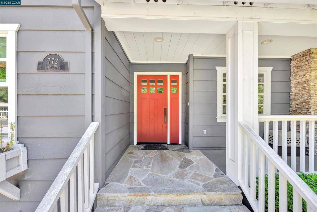 Lafayette, CA 94549,772 John Way