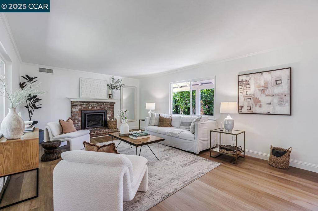 Lafayette, CA 94549,3338 Carlyle Ter