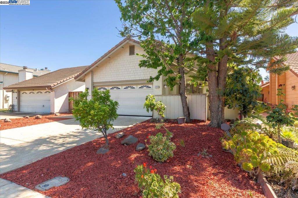 Union City, CA 94587,32948 Soquel St