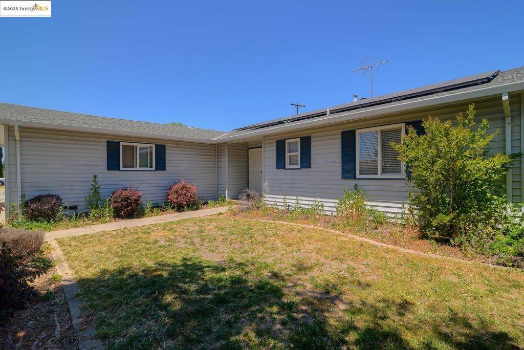 Sacramento, CA 95841,5409 Calistoga WAY