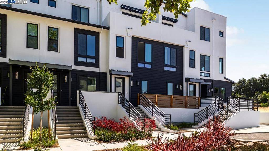 San Jose, CA 95133,985 Harcot Court