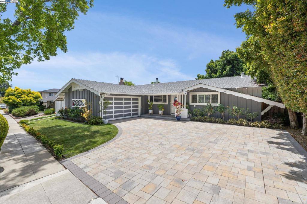 Hayward, CA 94544,30113 Treeview St