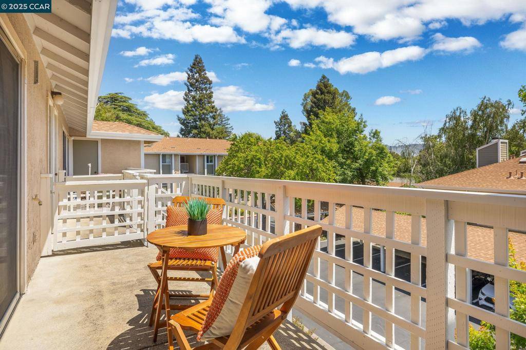 Walnut Creek, CA 94597,2607 Oak Rd #C