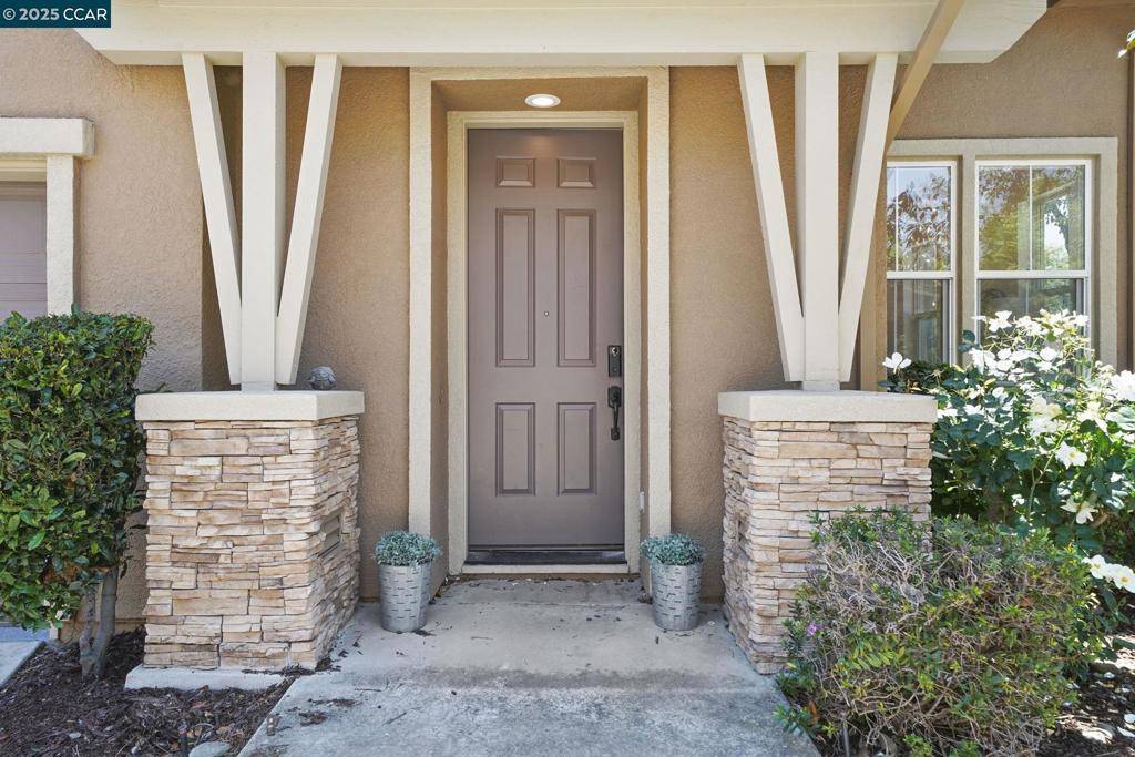 Oakland, CA 94603,10708 Prince Royal Ct