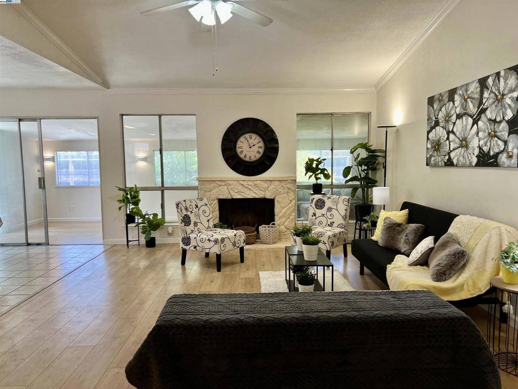 Hayward, CA 94545,2481 Cabrillo Dr
