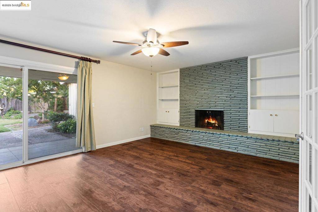 Carmichael, CA 95608,5235 Adelaide WAY