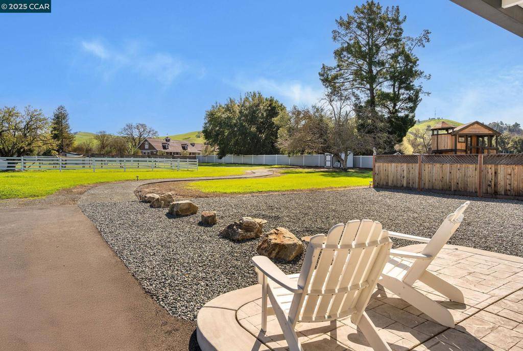 Danville, CA 94588,5400 Johnston Rd