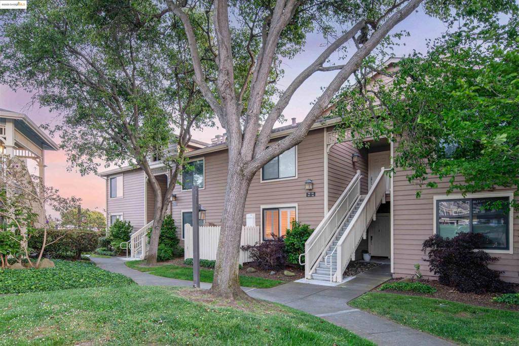Richmond, CA 94804,197 Lakeshore Ct
