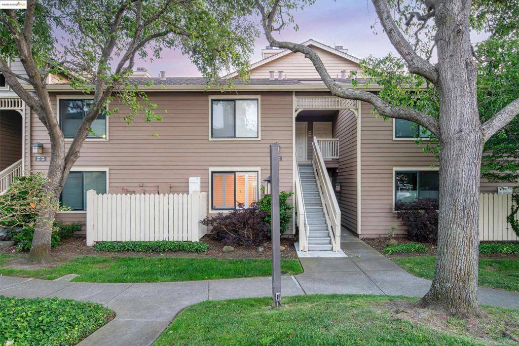 Richmond, CA 94804,197 Lakeshore Ct